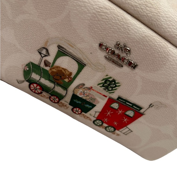 Coach make up bag x-mas rare - Picture 2 of 6